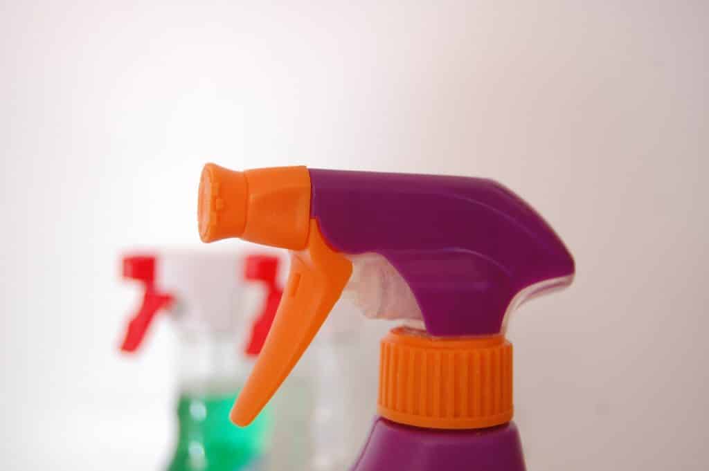 Bacterial contamination in cleaning products